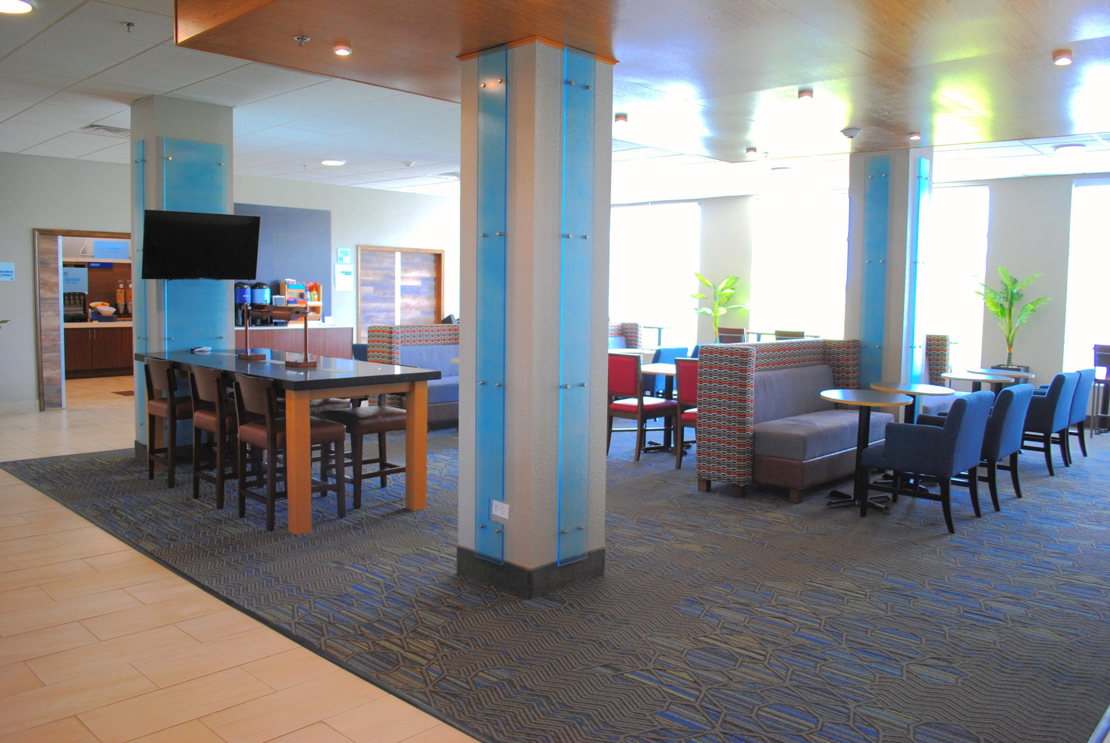 Holiday Inn Express & Suites - Columbia City By Ihg Eksteriør bilde